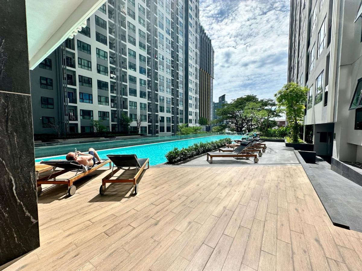 Best Location Condo With Swimming Pool, Gym, Sauna, Washing Mashine, Fast Internet In Central Of Pattaja Kültér fotó